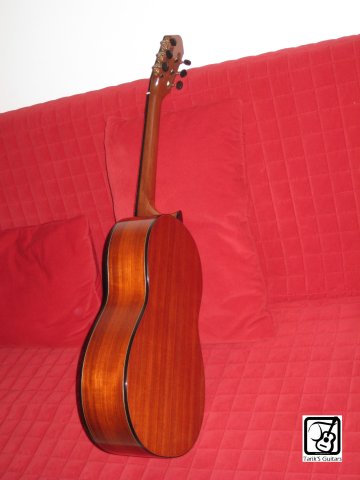 Padauk Classical guitar 03